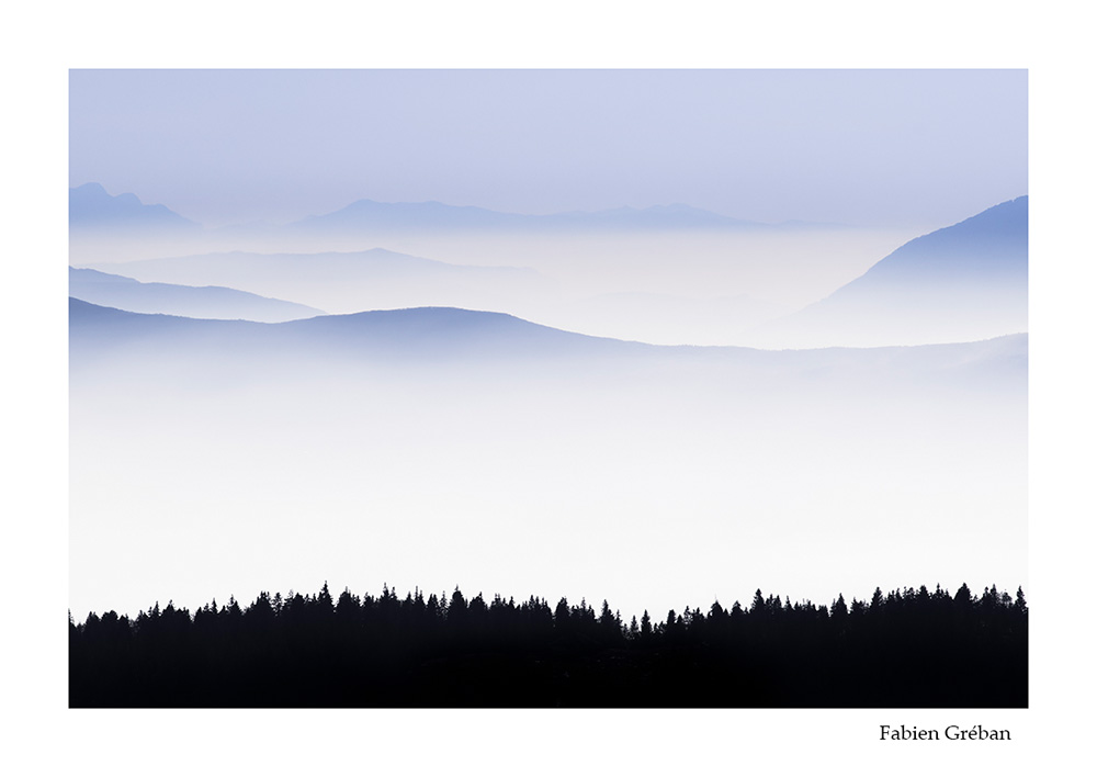 photographie de paysage des montagnes du jura